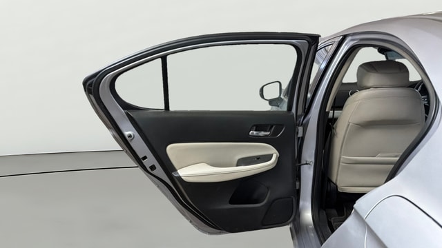 View Honda City ZX Image 23 Used Honda City ZX Image 23