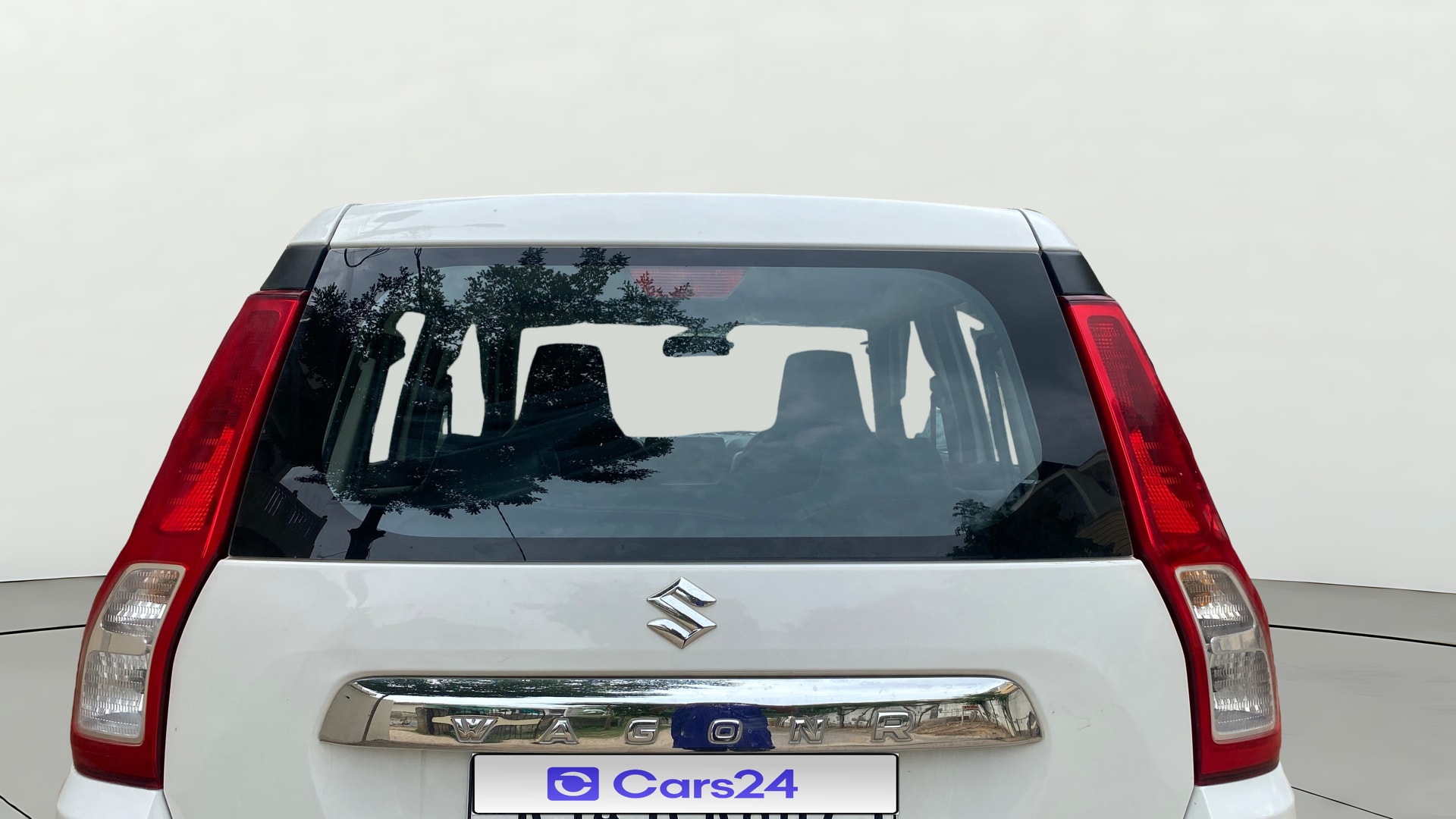 View 2022 Maruti Suzuki 1000 Base Variant Image 4 Used 2022 Maruti Suzuki 1000 Base Variant Image 4