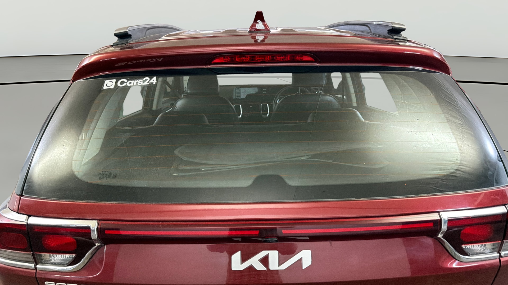 View 2022 Kia Sonet HTK Plus iMT Petrol Image 4 Used 2022 Kia Sonet HTK Plus iMT Petrol Image 4
