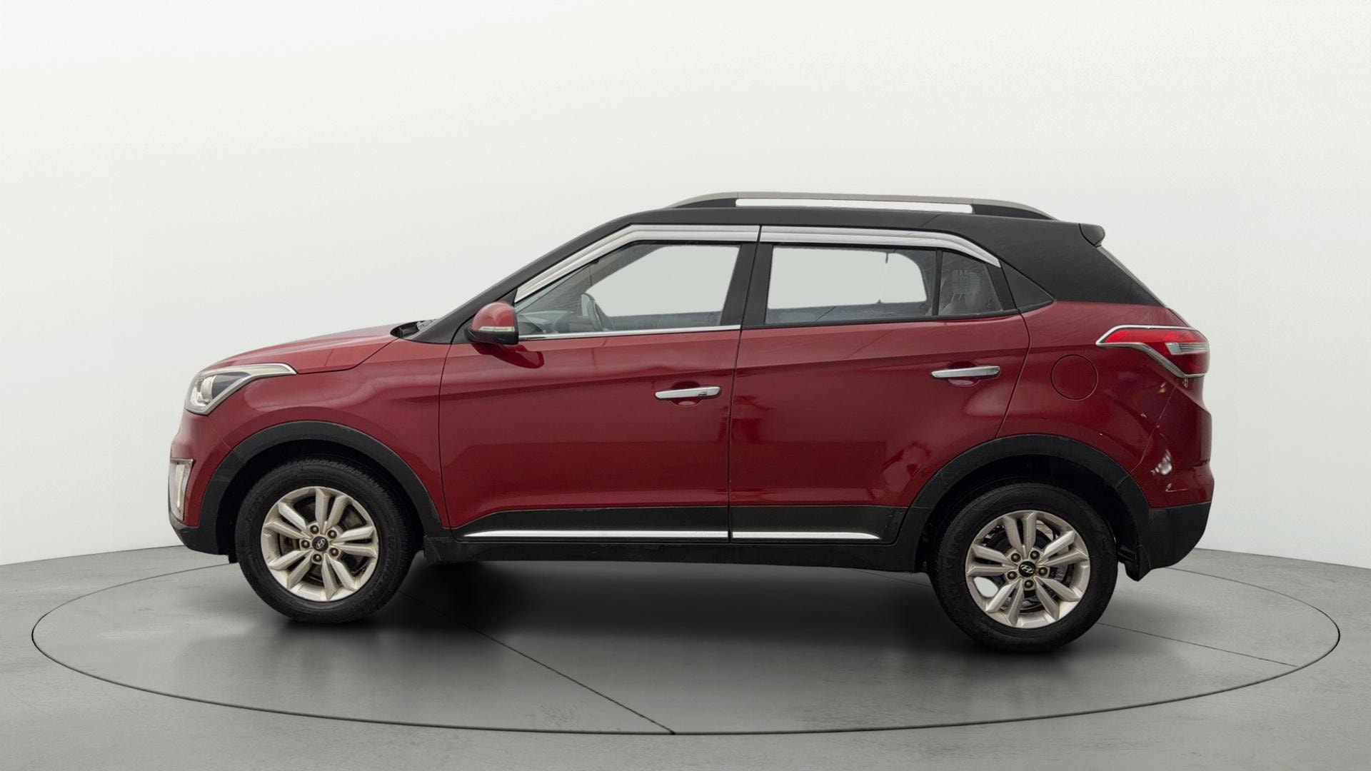 View 2016 Hyundai Creta 1.6 SX Plus Petrol Image 5 Used 2016 Hyundai Creta 1.6 SX Plus Petrol Image 5