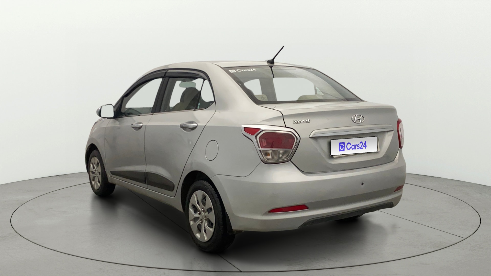 View 2015 Hyundai Xcent S Diesel Image 2 Used 2015 Hyundai Xcent S Diesel Image 2