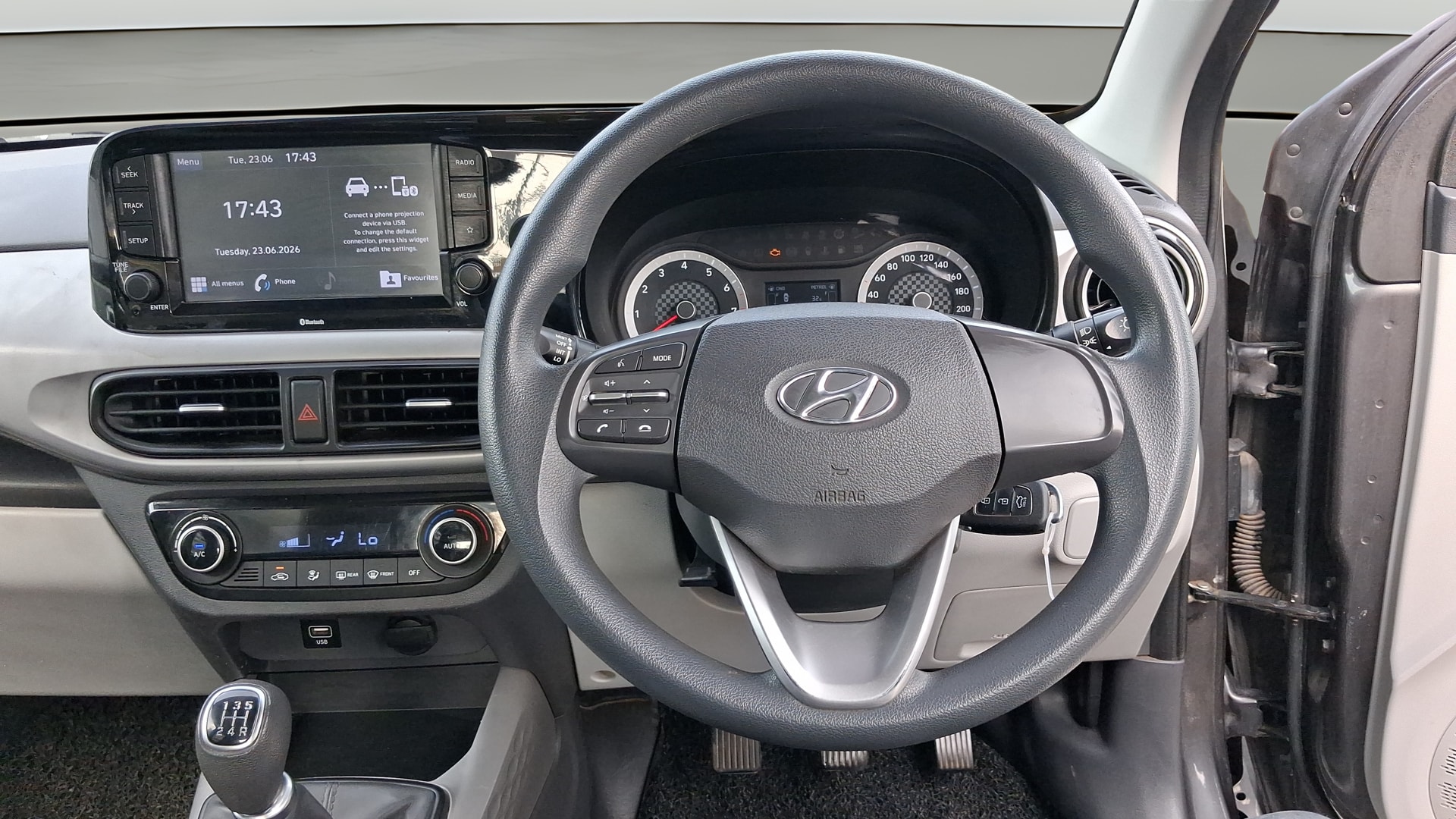 View 2022 Hyundai Grand i10 Nios Sportz CNG Image 21 Used 2022 Hyundai Grand i10 Nios Sportz CNG Image 21