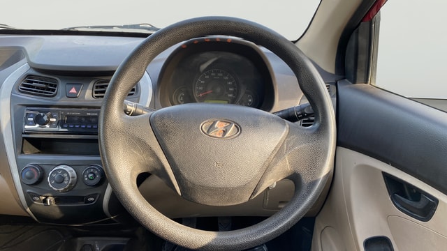 View Hyundai EON Image 20 Used Hyundai EON Image 20