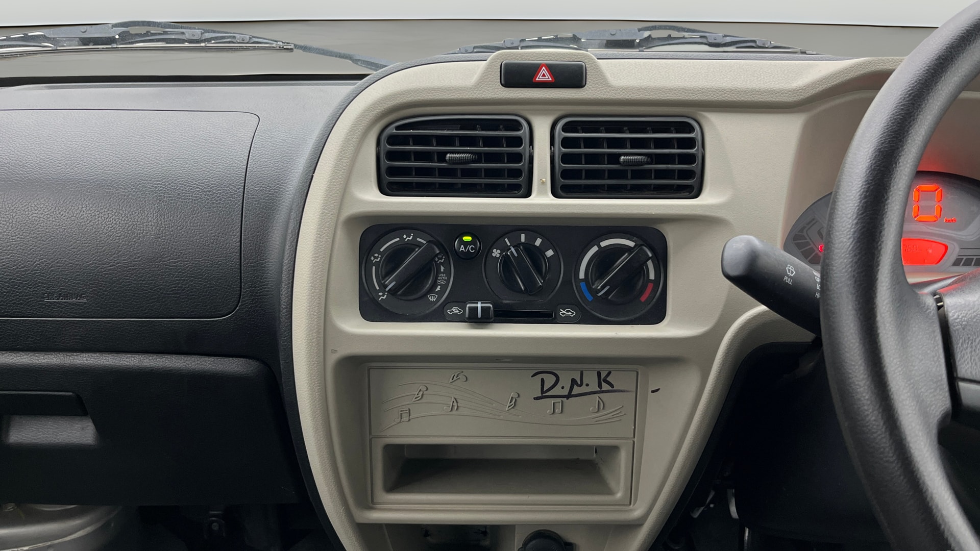 View 2025 Maruti Suzuki 1000 Base Variant Image 30 Used 2025 Maruti Suzuki 1000 Base Variant Image 30