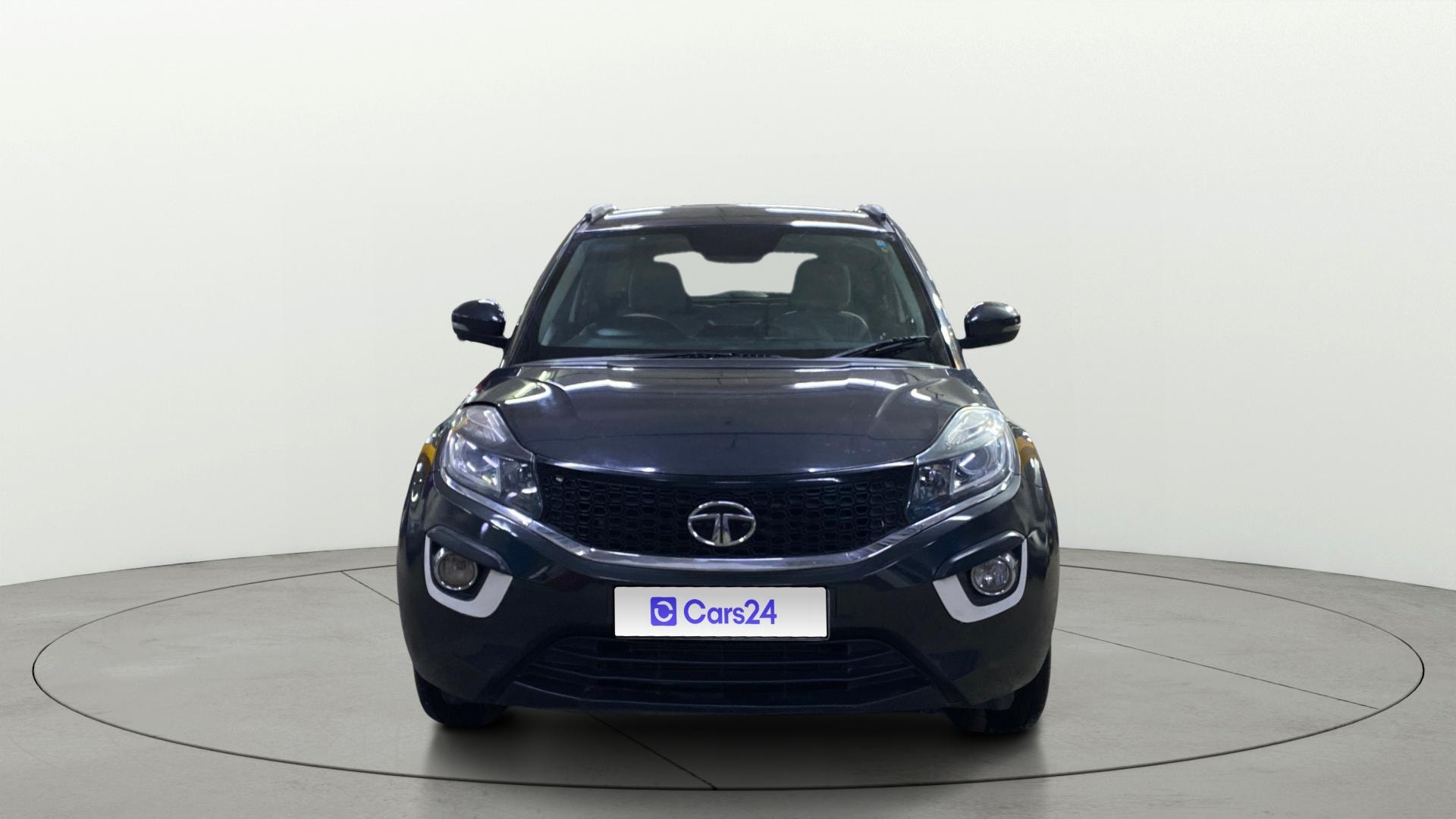 View 2018 Tata Nexon XZ Plus Diesel Image 1 Used 2018 Tata Nexon XZ Plus Diesel Image 1