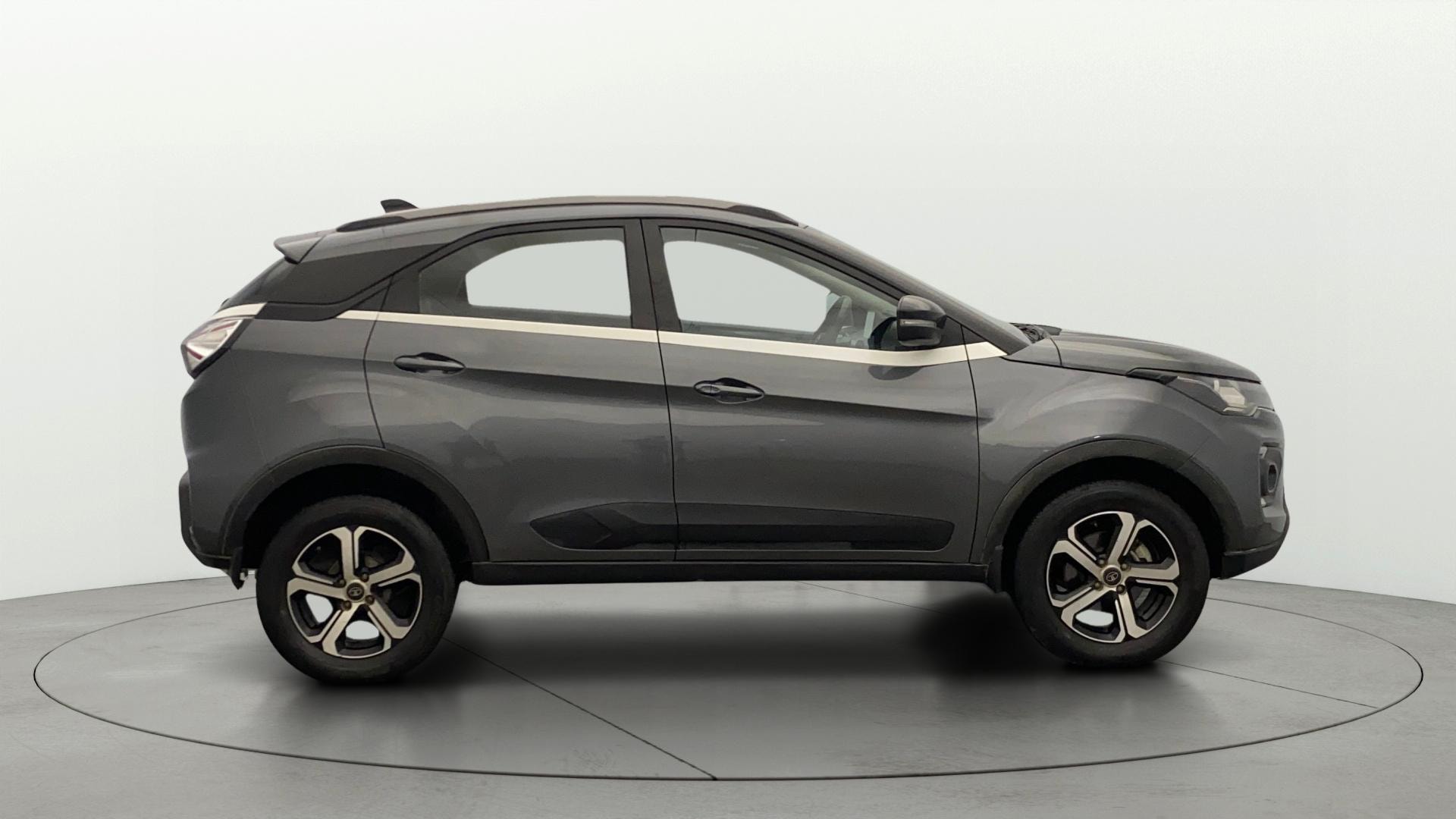 View 2021 Tata Nexon Revotron XE Image 9 Used 2021 Tata Nexon Revotron XE Image 9
