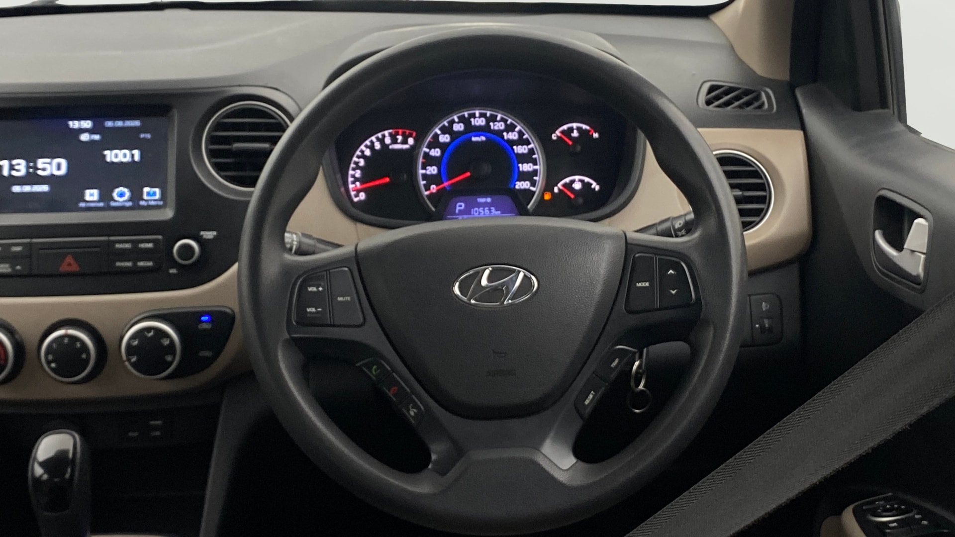 View 2019 Hyundai Grand i10 1.2 Sportz AT Petrol Image 20 Used 2019 Hyundai Grand i10 1.2 Sportz AT Petrol Image 20