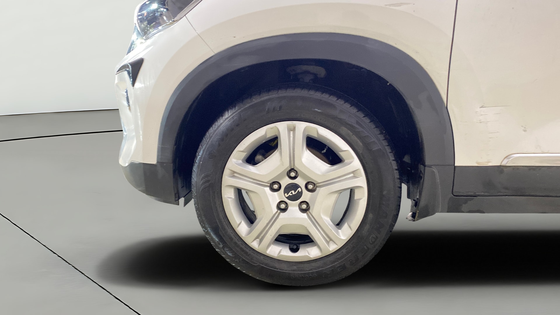 View 2023 Kia Sonet HTK Plus iMT Petrol Image 34 Used 2023 Kia Sonet HTK Plus iMT Petrol Image 34