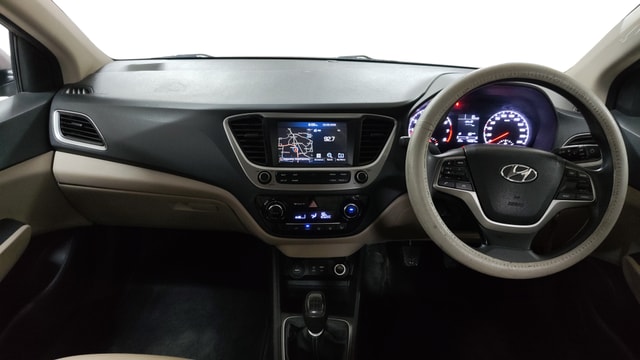 View Hyundai Verna Image 16 Used Hyundai Verna Image 16