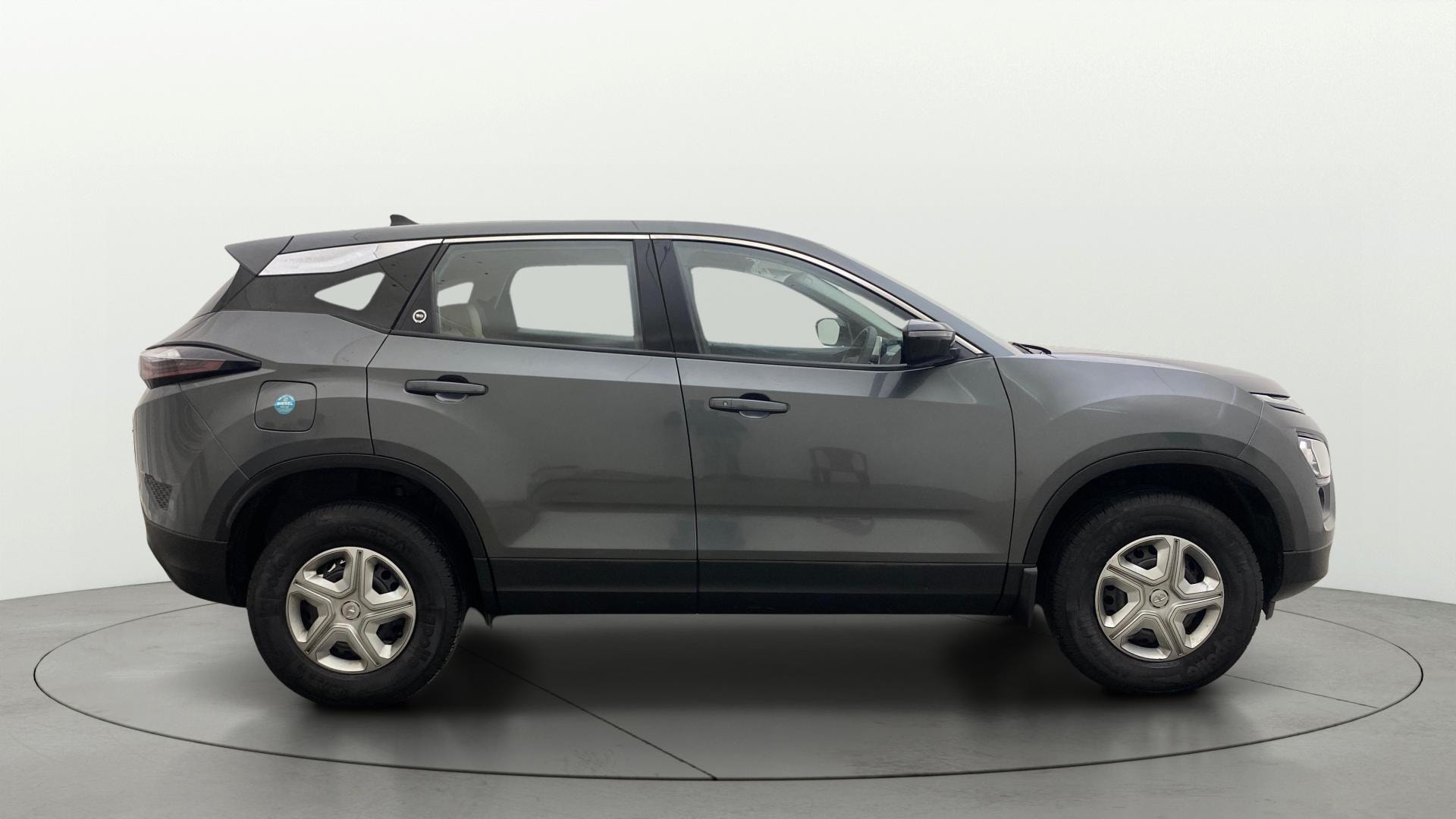 View 2024 Tata Harrier XE Image 9 Used 2024 Tata Harrier XE Image 9