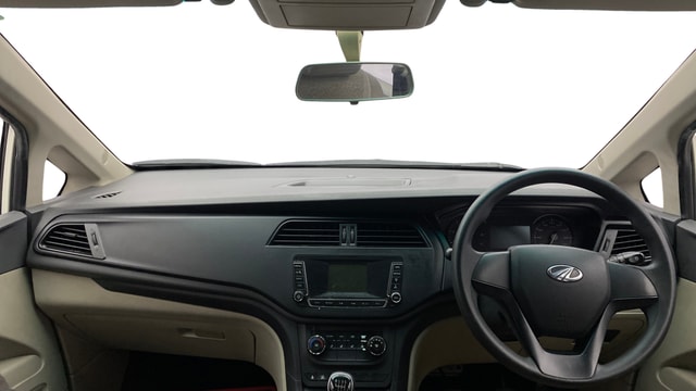 View Mahindra Marazzo Image 16 Used Mahindra Marazzo Image 16