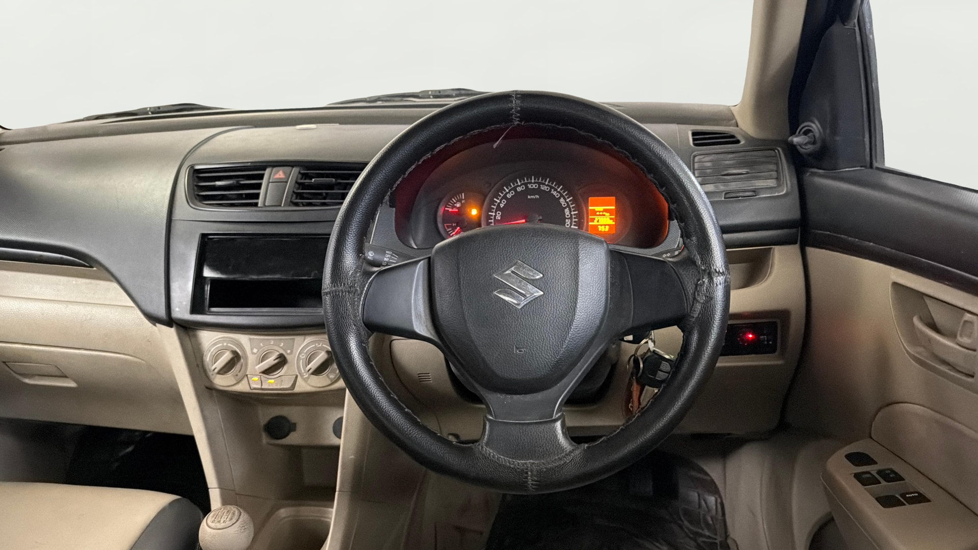 View 2015 Maruti Suzuki 1000 Base Variant Image 20 Used 2015 Maruti Suzuki 1000 Base Variant Image 20