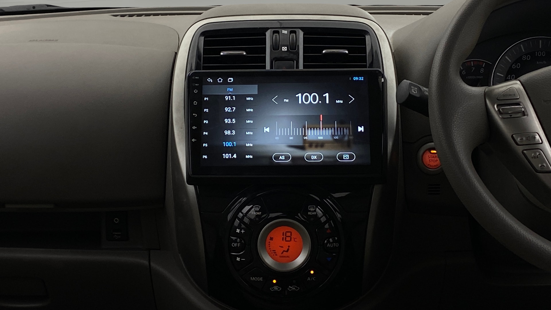 View 2015 Nissan Micra XV (CVT) Image 17 Used 2015 Nissan Micra XV (CVT) Image 17
