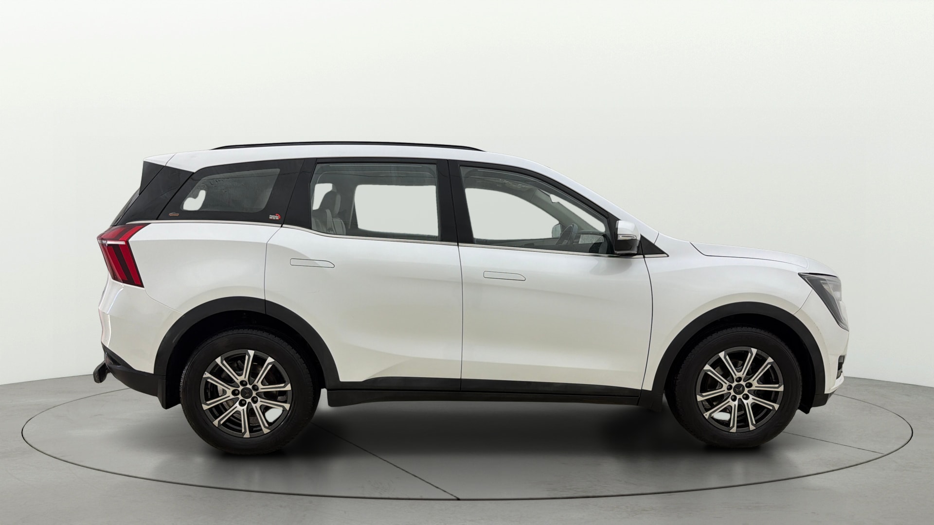 Used 2025 Mahindra XUV700 Used 2025 Mahindra XUV700