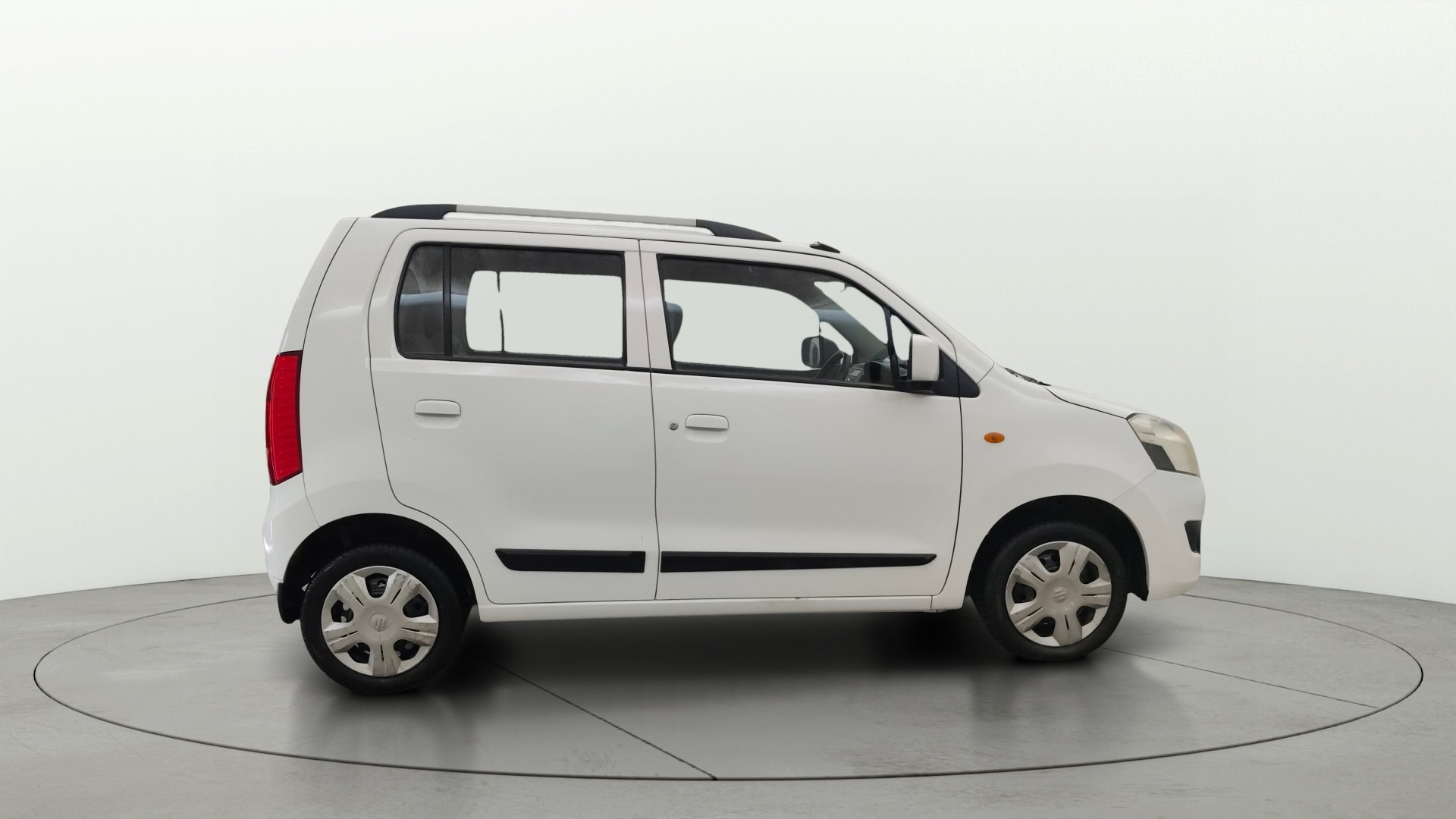 Used 2015 Maruti Suzuki 1000 Used 2015 Maruti Suzuki 1000
