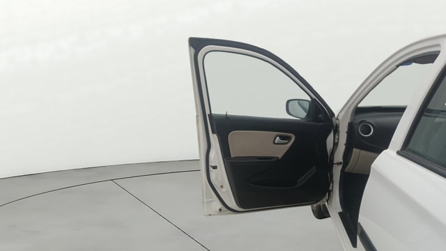 View Maruti Suzuki 1000 Image 30 Used Maruti Suzuki 1000 Image 30
