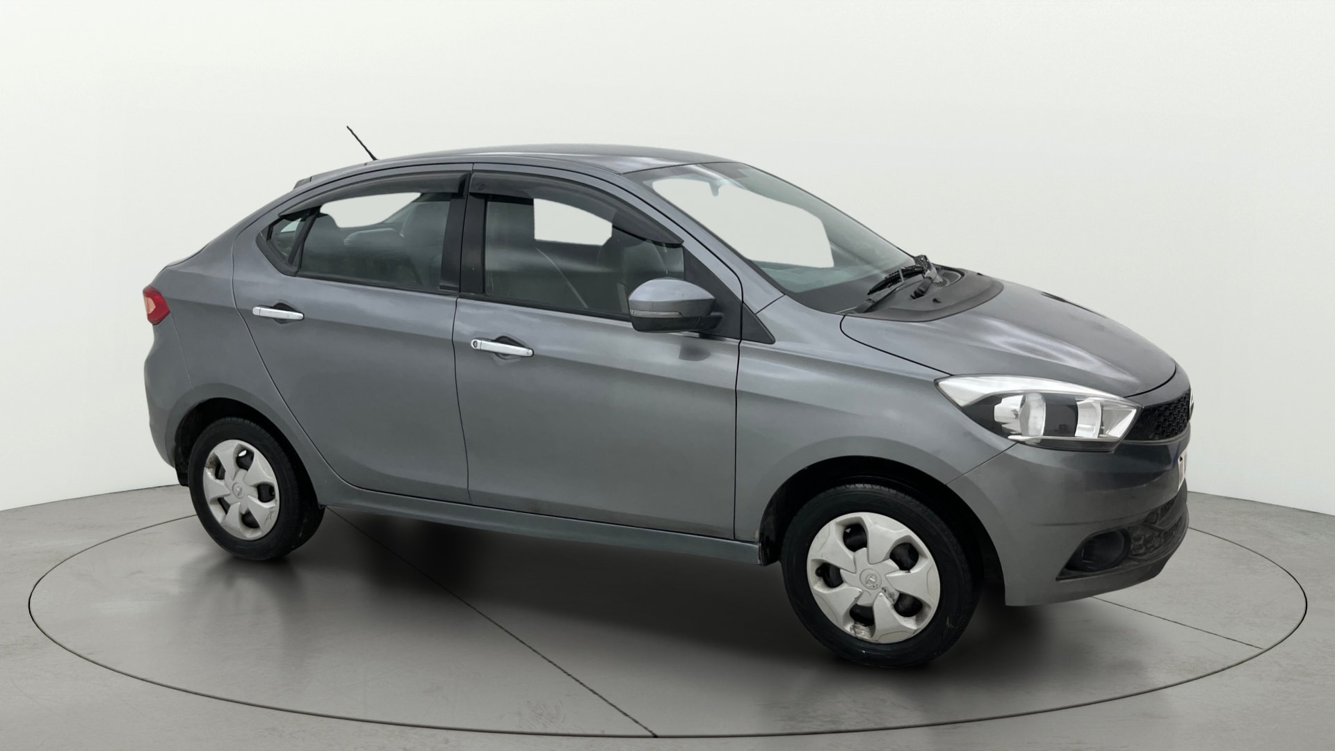 View 2018 Tata Tigor XT Petrol Image 36 Used 2018 Tata Tigor XT Petrol Image 36
