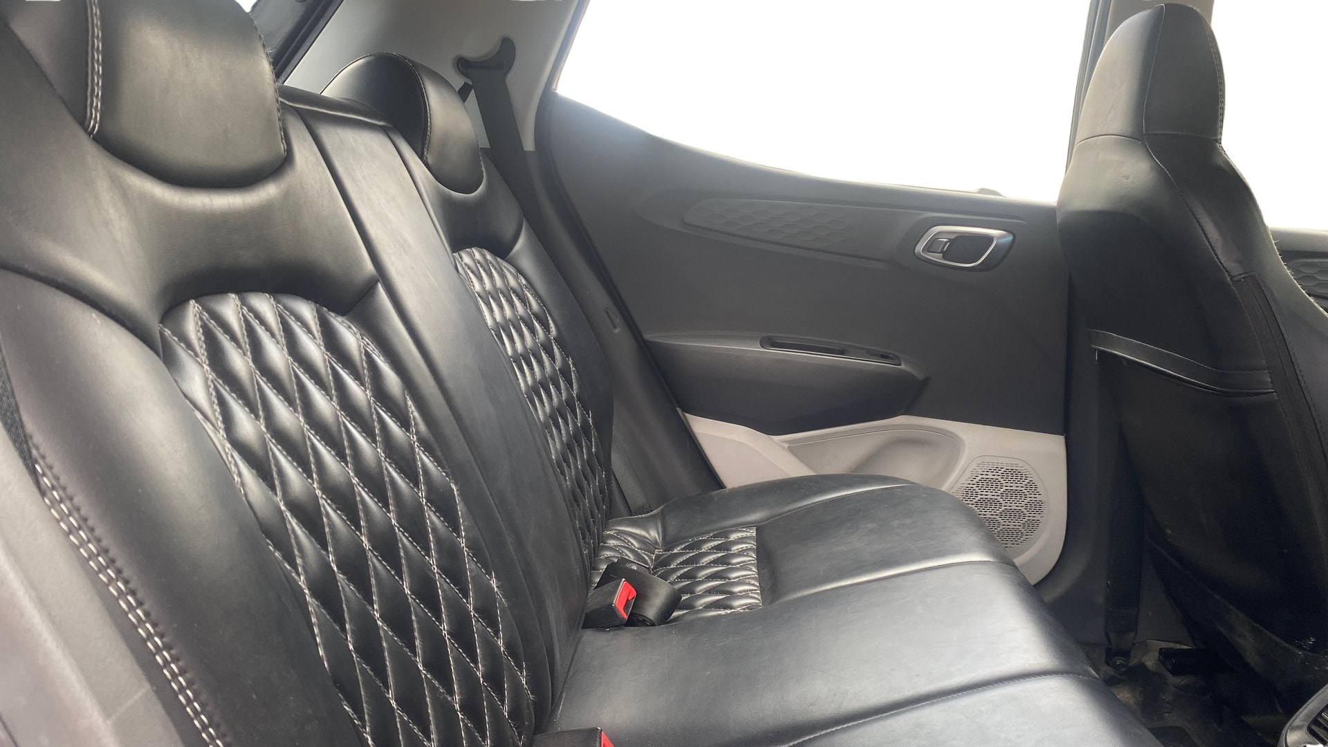 View 2021 Hyundai Grand i10 Nios Sportz Petrol AMT Image 29 Used 2021 Hyundai Grand i10 Nios Sportz Petrol AMT Image 29