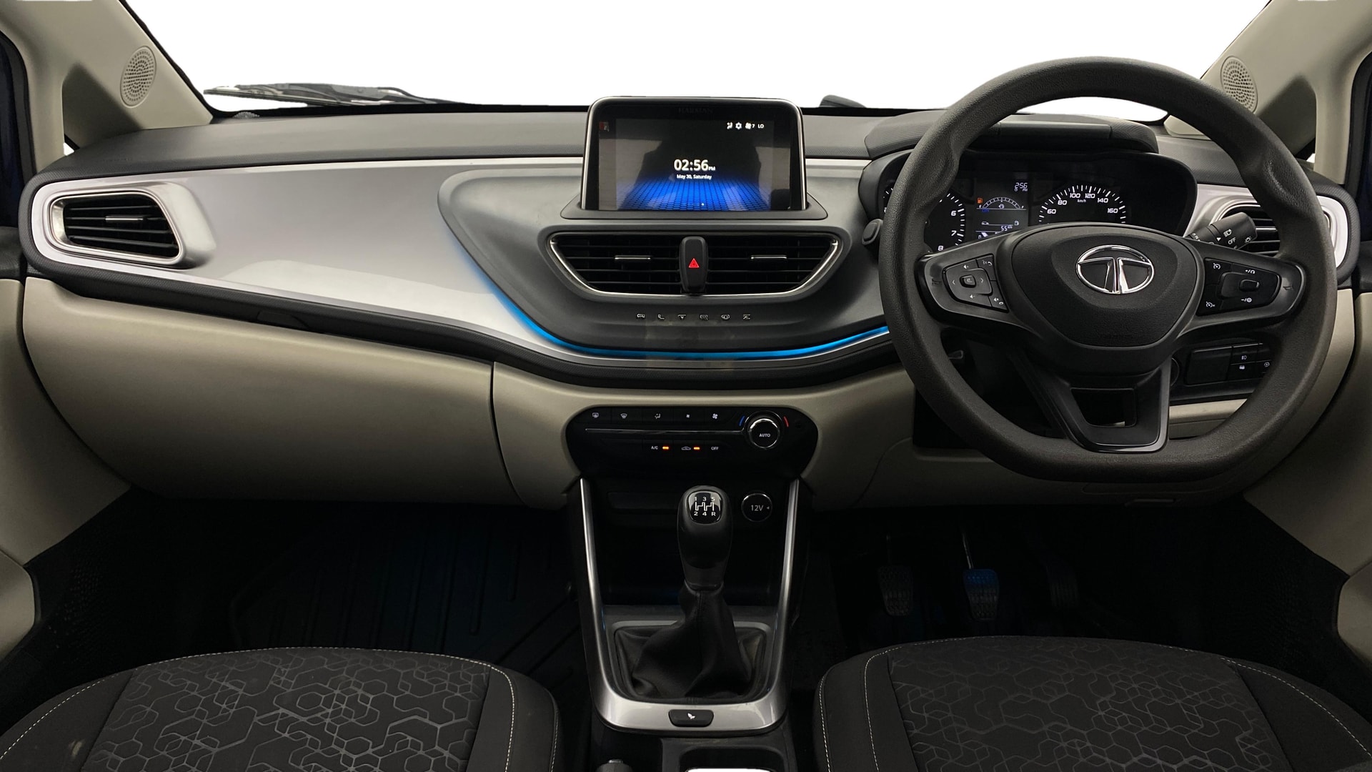 View 2023 Tata Altroz XZ Petrol Image 16 Used 2023 Tata Altroz XZ Petrol Image 16