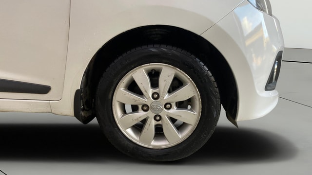 View Hyundai Xcent Image 40 Used Hyundai Xcent Image 40