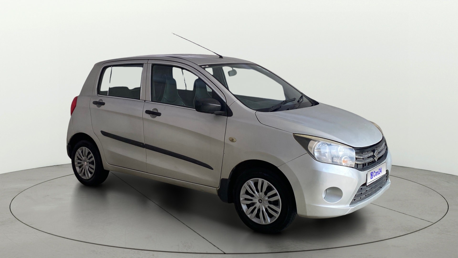 View 2017 Maruti Suzuki 1000 Base Variant Image 21 Used 2017 Maruti Suzuki 1000 Base Variant Image 21