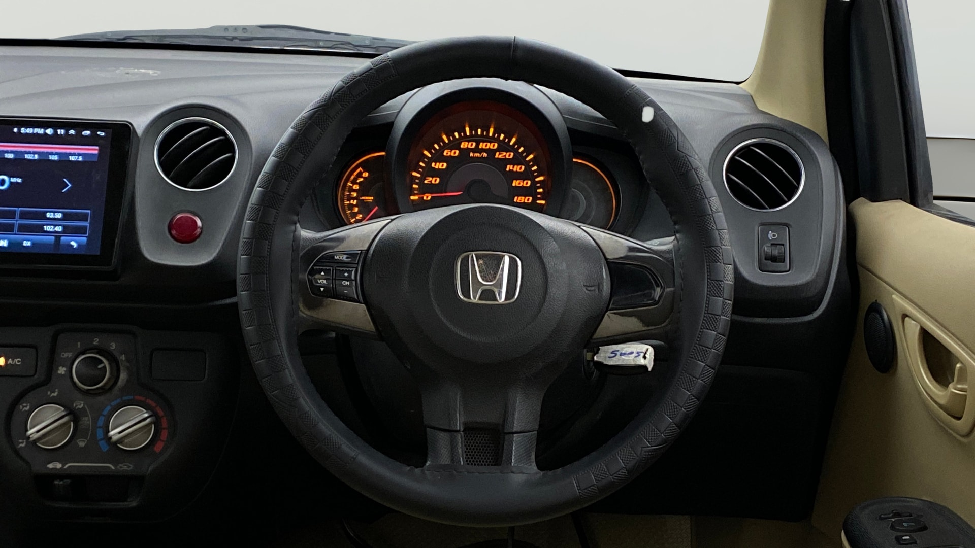 View 2014 Honda Amaze E MT Petrol BS IV Image 20 Used 2014 Honda Amaze E MT Petrol BS IV Image 20