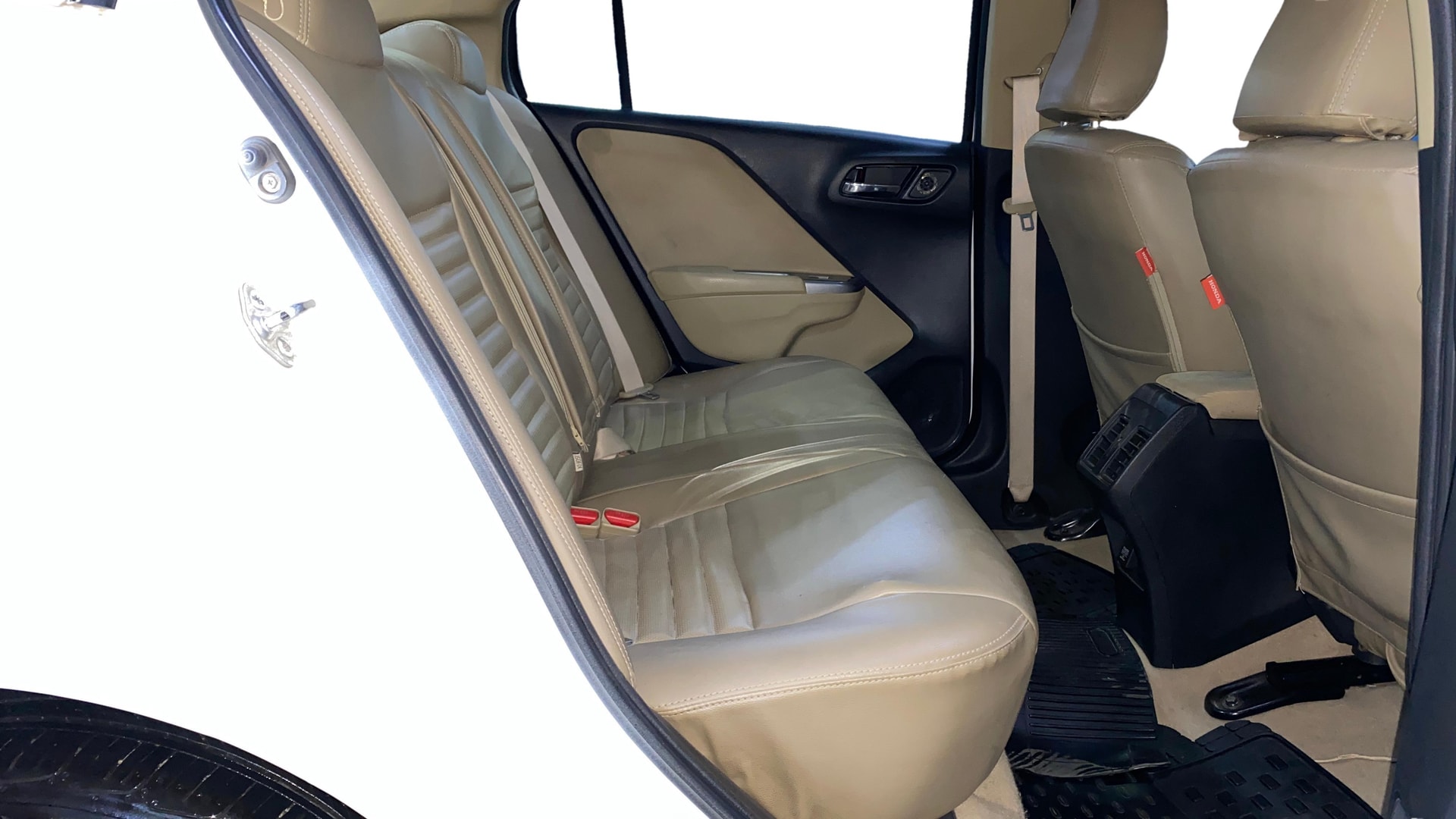 View 2016 Honda City ZX MT Diesel Anniversary Edition Image 30 Used 2016 Honda City ZX MT Diesel Anniversary Edition Image 30