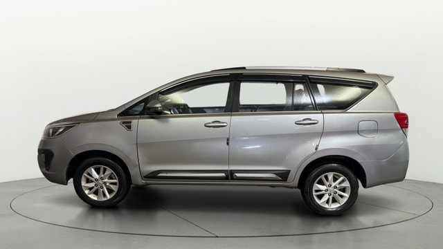 View Toyota Innova Crysta Image 5 Used Toyota Innova Crysta Image 5
