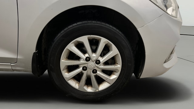 View Hyundai Verna Image 40 Used Hyundai Verna Image 40