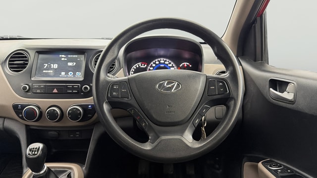 View Hyundai Grand i10 Image 20 Used Hyundai Grand i10 Image 20