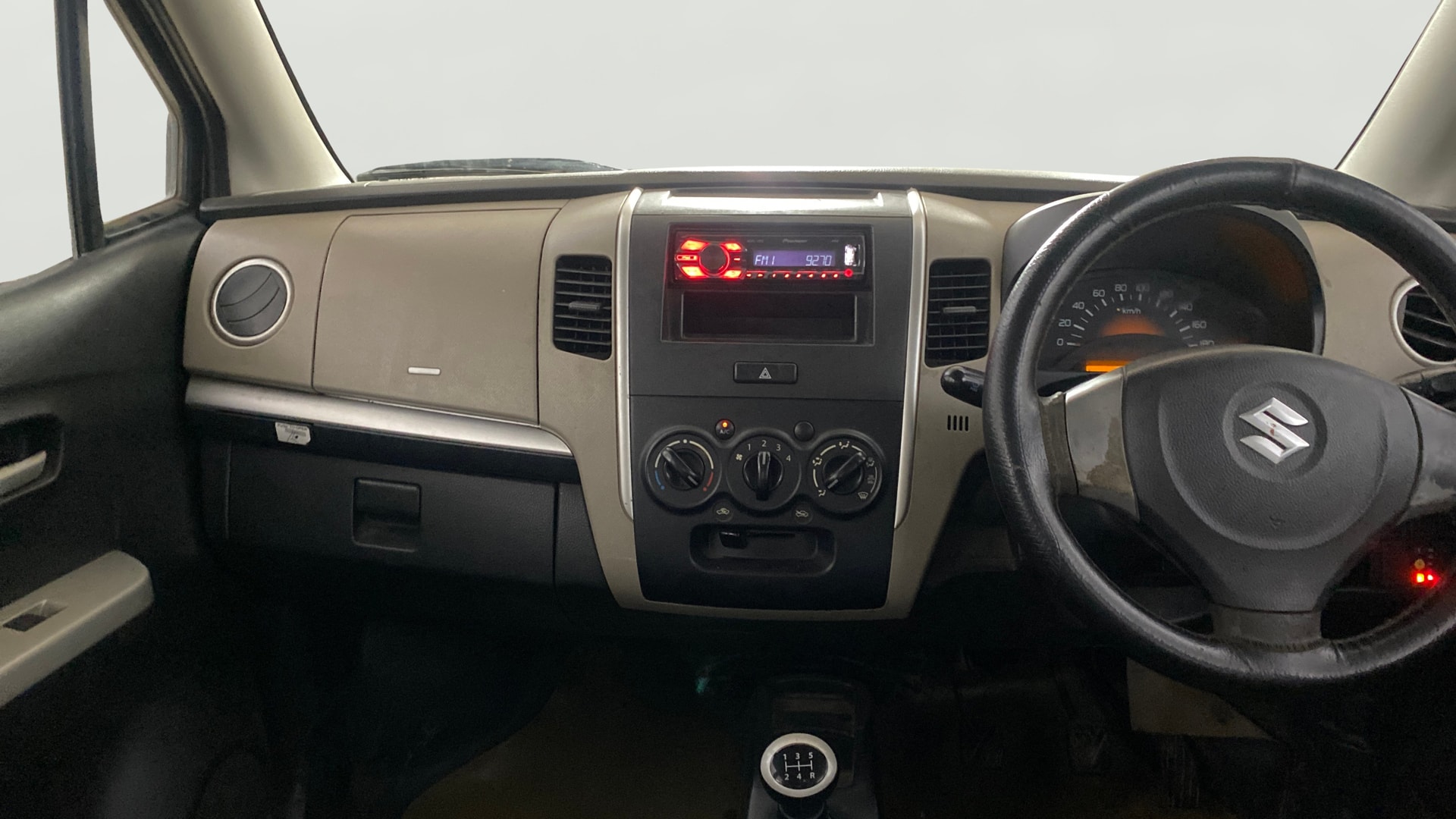 View 2015 Maruti Suzuki 1000 Base Variant Image 17 Used 2015 Maruti Suzuki 1000 Base Variant Image 17
