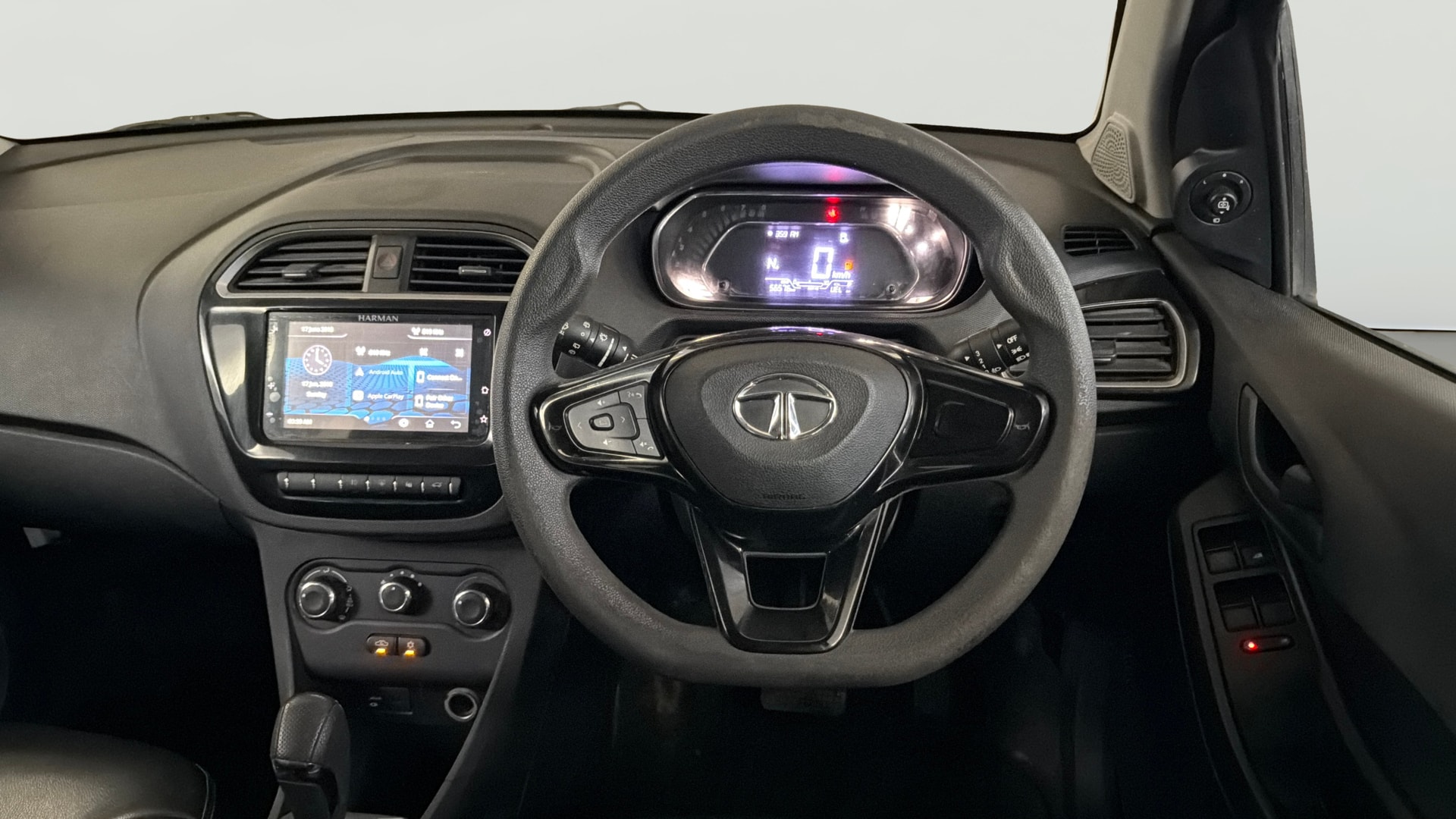 View 2021 Tata Tiago NRG XZ Revotron AMT Image 20 Used 2021 Tata Tiago NRG XZ Revotron AMT Image 20
