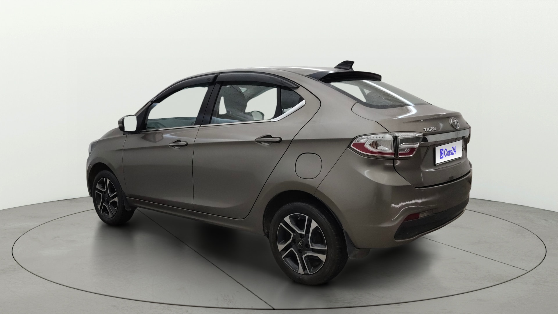 View 2019 Tata Tigor XE Diesel Image 2 Used 2019 Tata Tigor XE Diesel Image 2