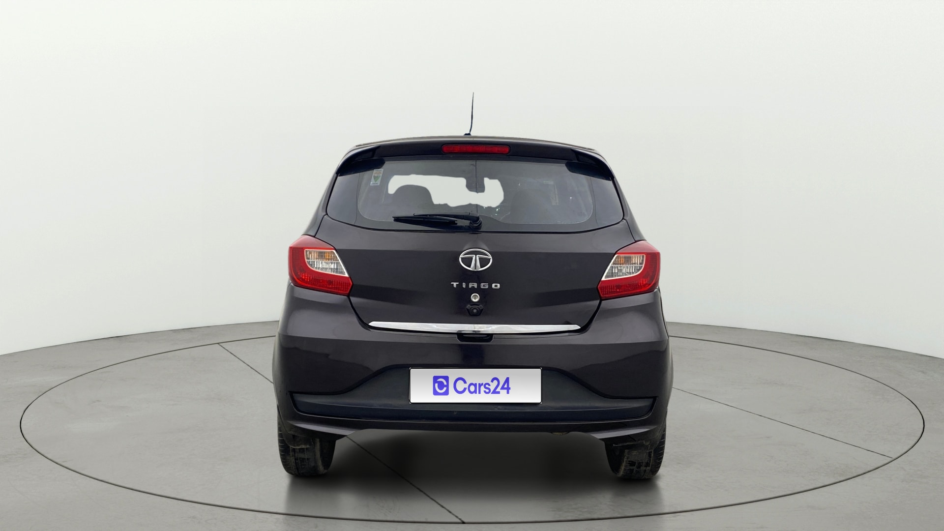 View 2023 Tata Tiago Revotorq XB Image 39 Used 2023 Tata Tiago Revotorq XB Image 39