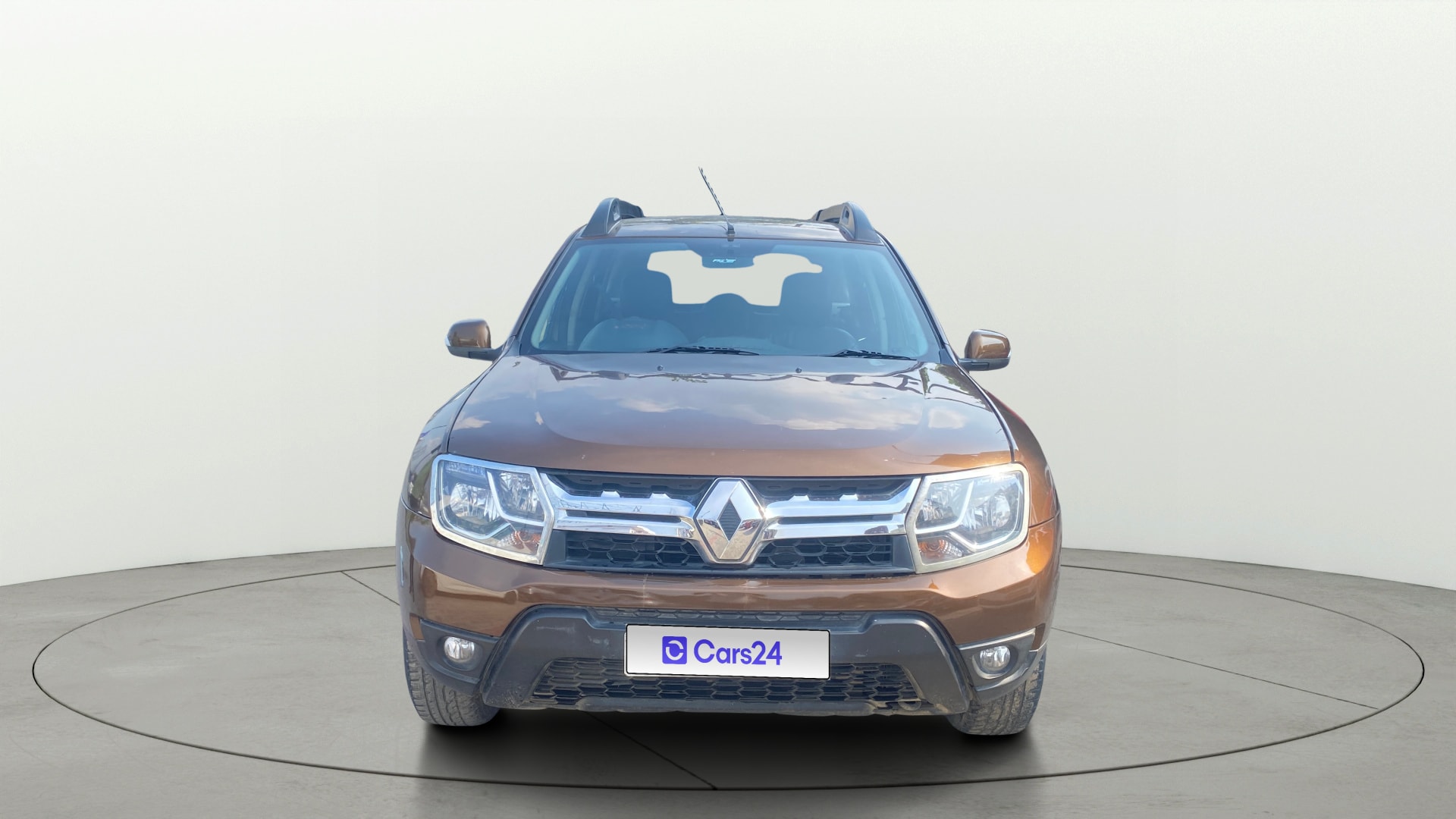 View 2017 Renault Duster Petrol RXL Image 1 Used 2017 Renault Duster Petrol RXL Image 1