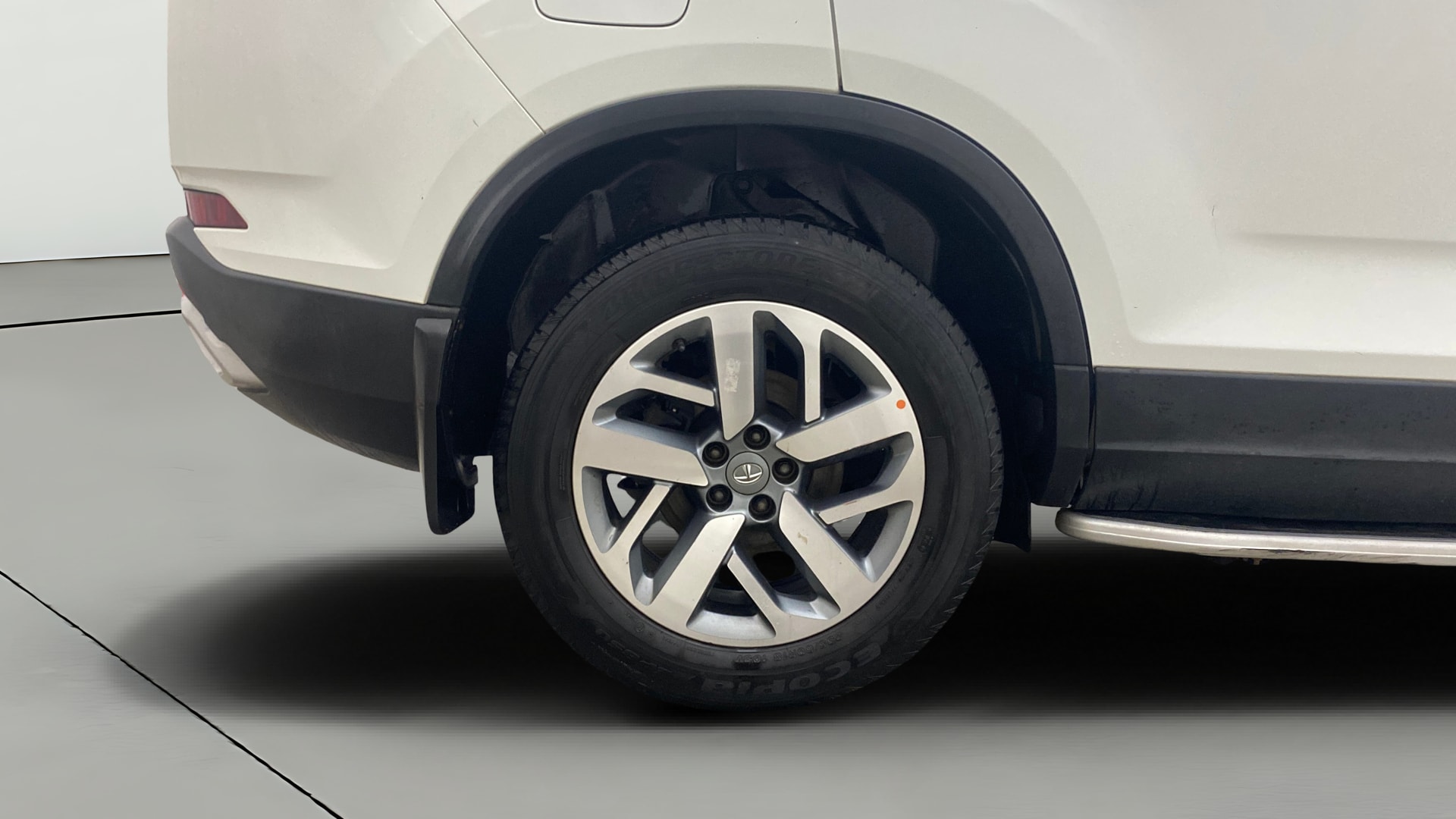 View 2022 Tata Safari XZ Plus 6S Image 35 Used 2022 Tata Safari XZ Plus 6S Image 35
