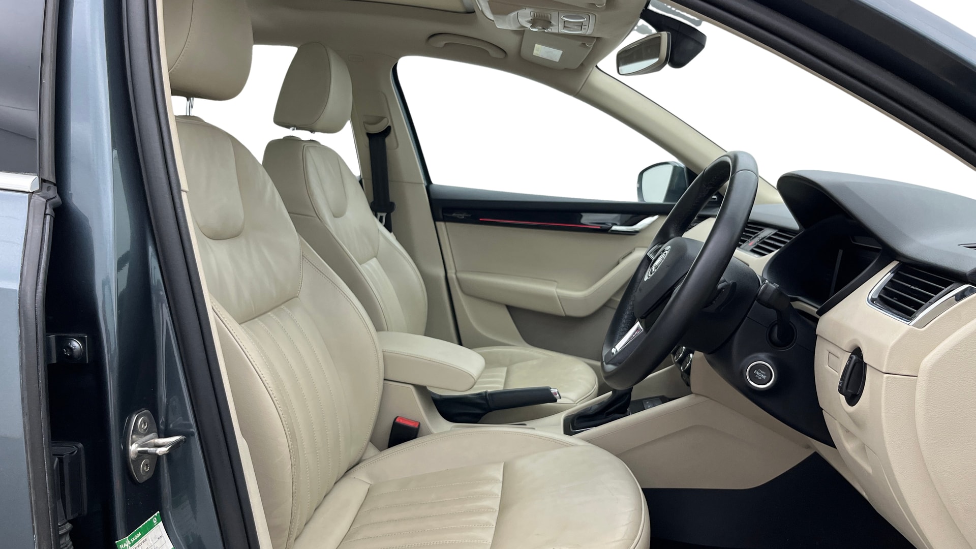 View 2020 Skoda Octavia 1.8 Style Plus TSI AT Image 27 Used 2020 Skoda Octavia 1.8 Style Plus TSI AT Image 27
