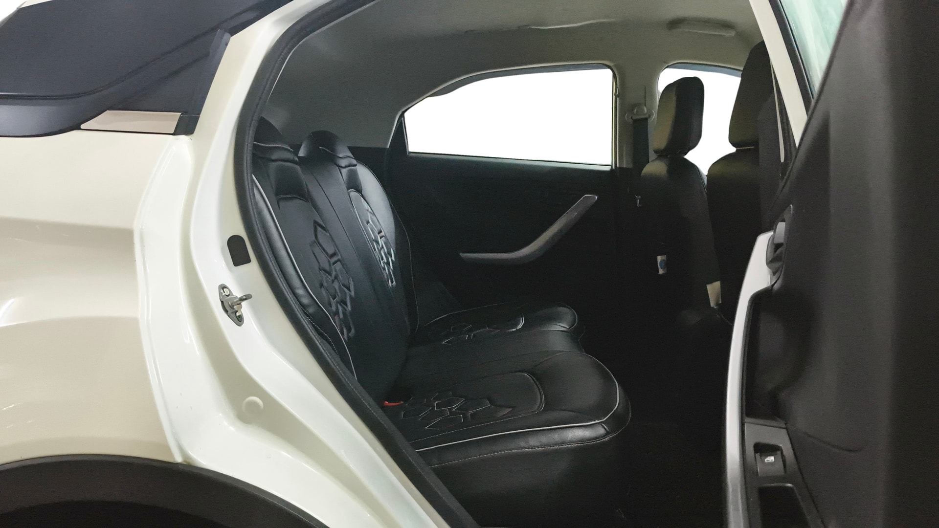 View 2023 Tata Nexon Revotron XE Image 29 Used 2023 Tata Nexon Revotron XE Image 29