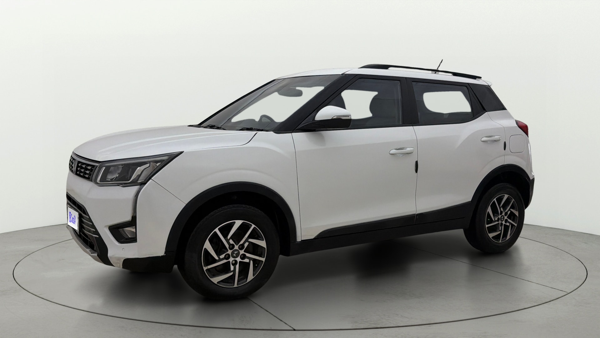 Used 2025 Mahindra XUV300 Used 2025 Mahindra XUV300