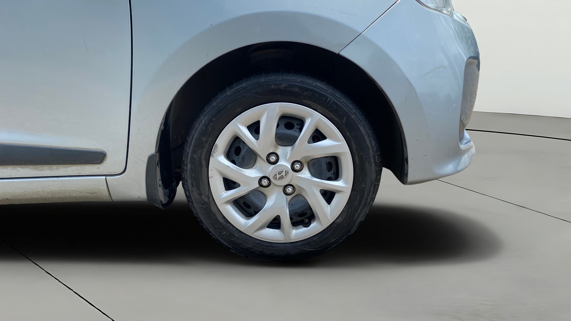 View 2018 Hyundai Grand i10 1.2 Magna Petrol AT Image 39 Used 2018 Hyundai Grand i10 1.2 Magna Petrol AT Image 39