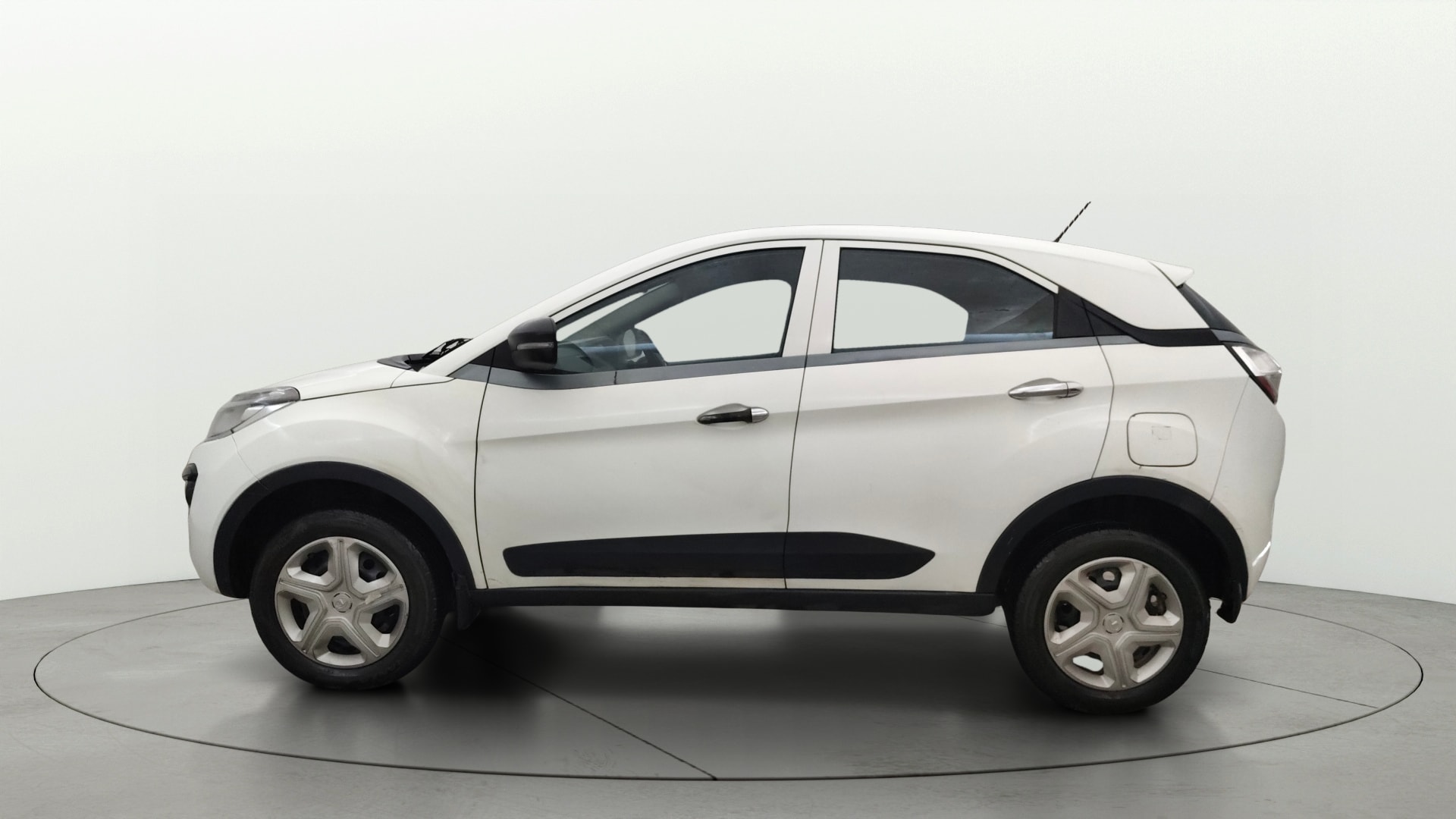 Used 2018 Tata Nexon Used 2018 Tata Nexon