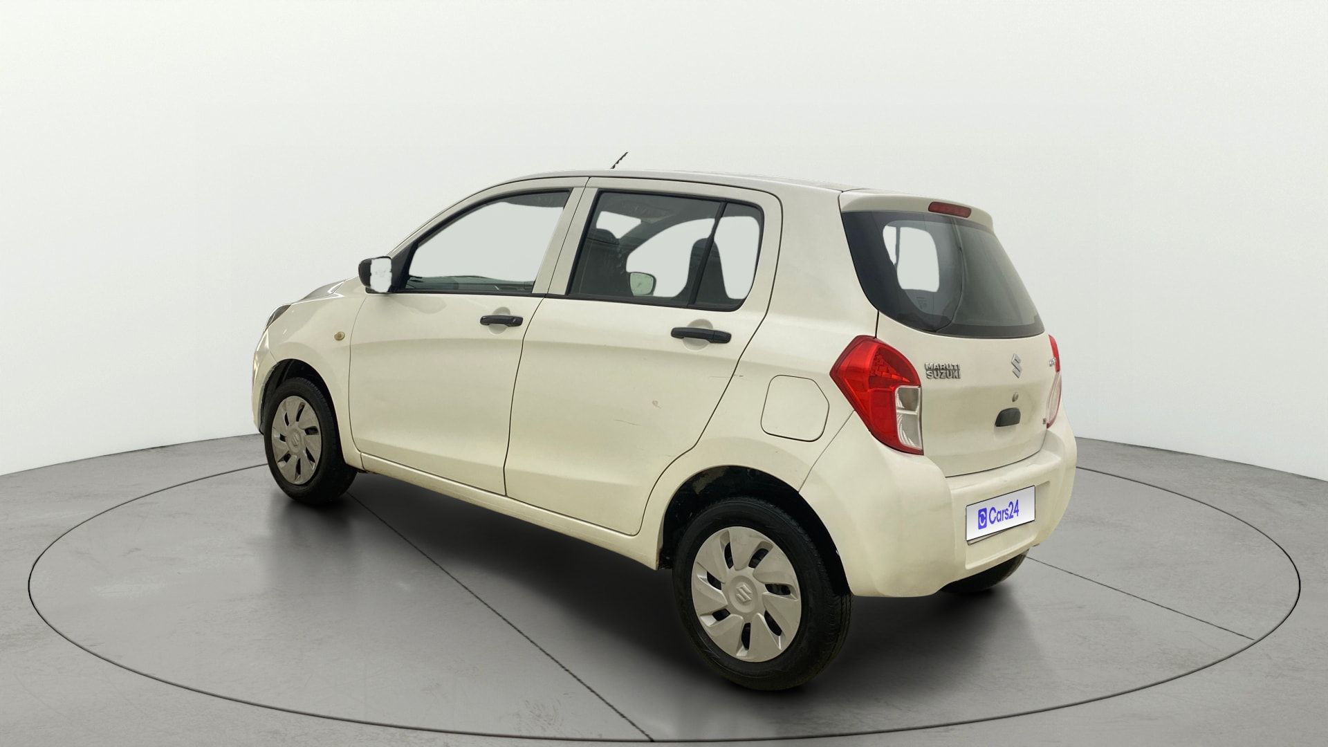 View 2017 Maruti Suzuki 1000 Base Variant Image 2 Used 2017 Maruti Suzuki 1000 Base Variant Image 2