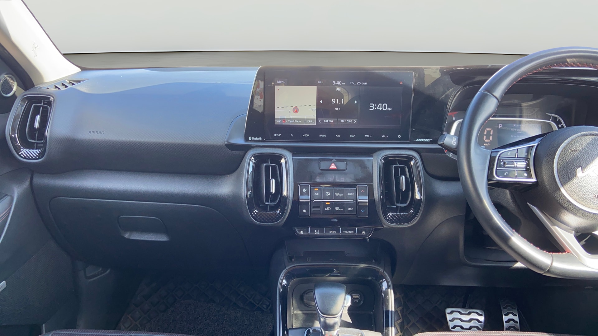View 2022 Kia Sonet GTX Plus AT Diesel Image 18 Used 2022 Kia Sonet GTX Plus AT Diesel Image 18