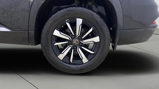View MG Hector Plus Image 8 Used MG Hector Plus Image 8