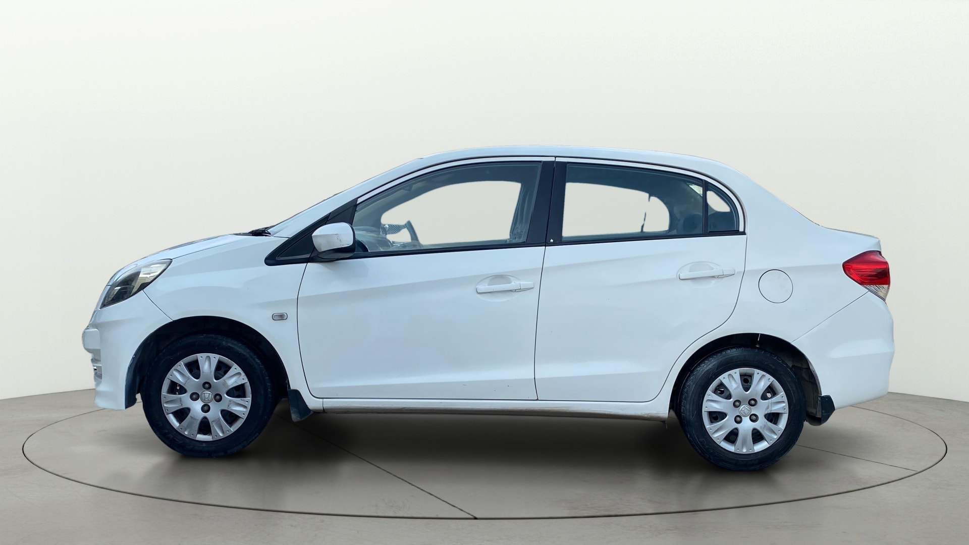 View 2014 Honda Amaze E MT Petrol BS IV Image 5 Used 2014 Honda Amaze E MT Petrol BS IV Image 5