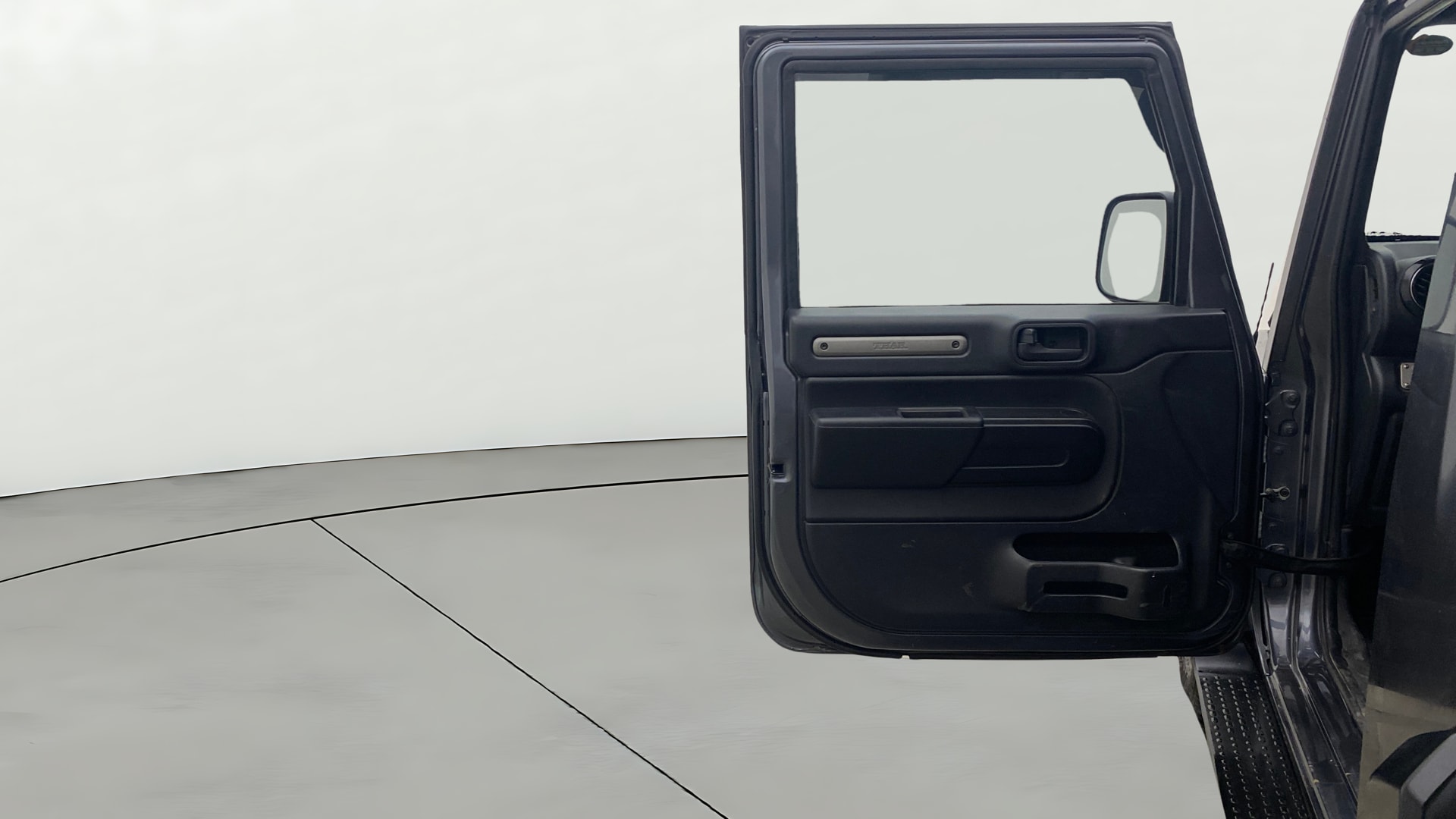 View 2024 Mahindra Thar AX Standard Manual Soft Top 6 Seater Image 29 Used 2024 Mahindra Thar AX Standard Manual Soft Top 6 Seater Image 29