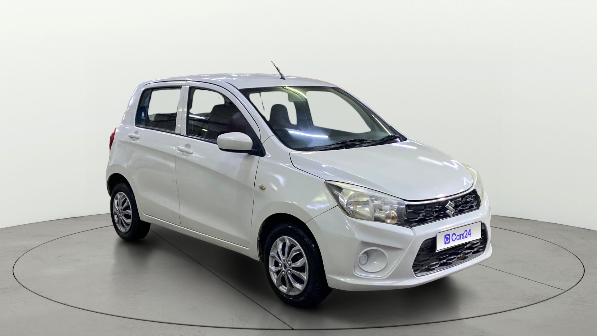 View 2019 Maruti Suzuki 1000 Base Variant Image 24 Used 2019 Maruti Suzuki 1000 Base Variant Image 24