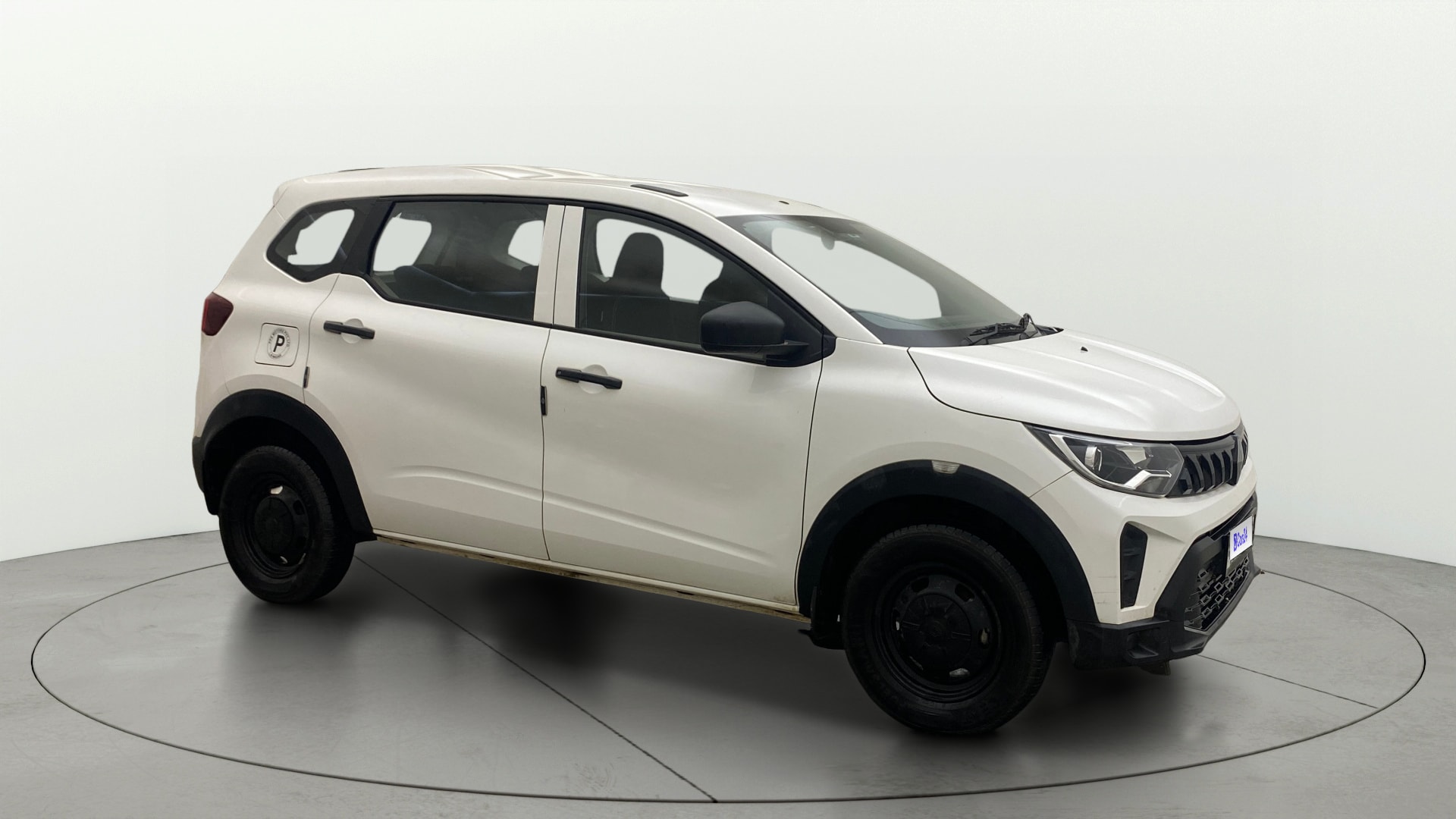 View 2025 Renault Triber Emotion Image 36 Used 2025 Renault Triber Emotion Image 36