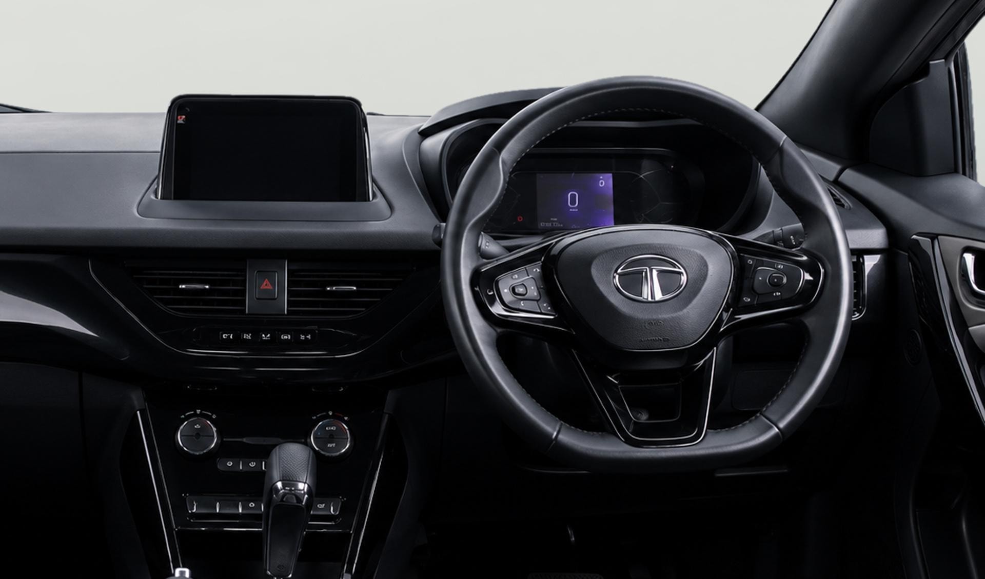View 2021 Tata Nexon Revotorq XZA Plus AMT Dark Image 12 Used 2021 Tata Nexon Revotorq XZA Plus AMT Dark Image 12