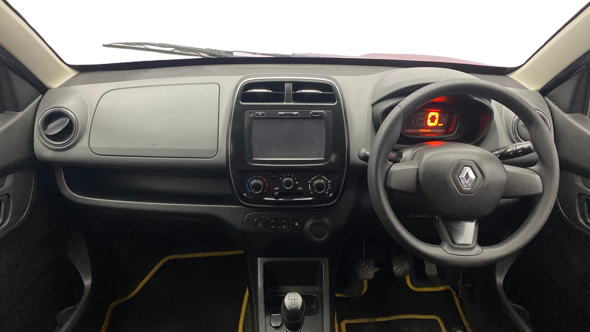View 2018 Renault Kwid RXT 1.0 Image 28 Used 2018 Renault Kwid RXT 1.0 Image 28
